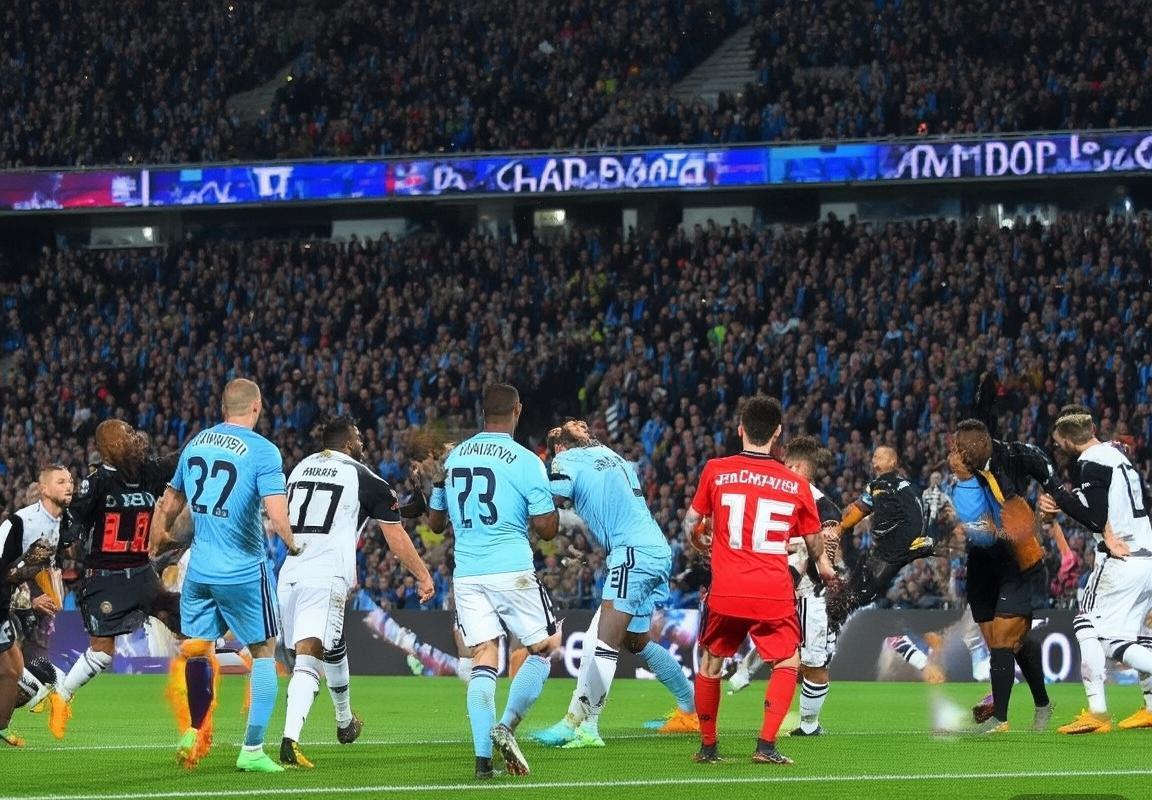 2020欧冠巅峰对决：曼城VS皇马经典战役回顾(图1)